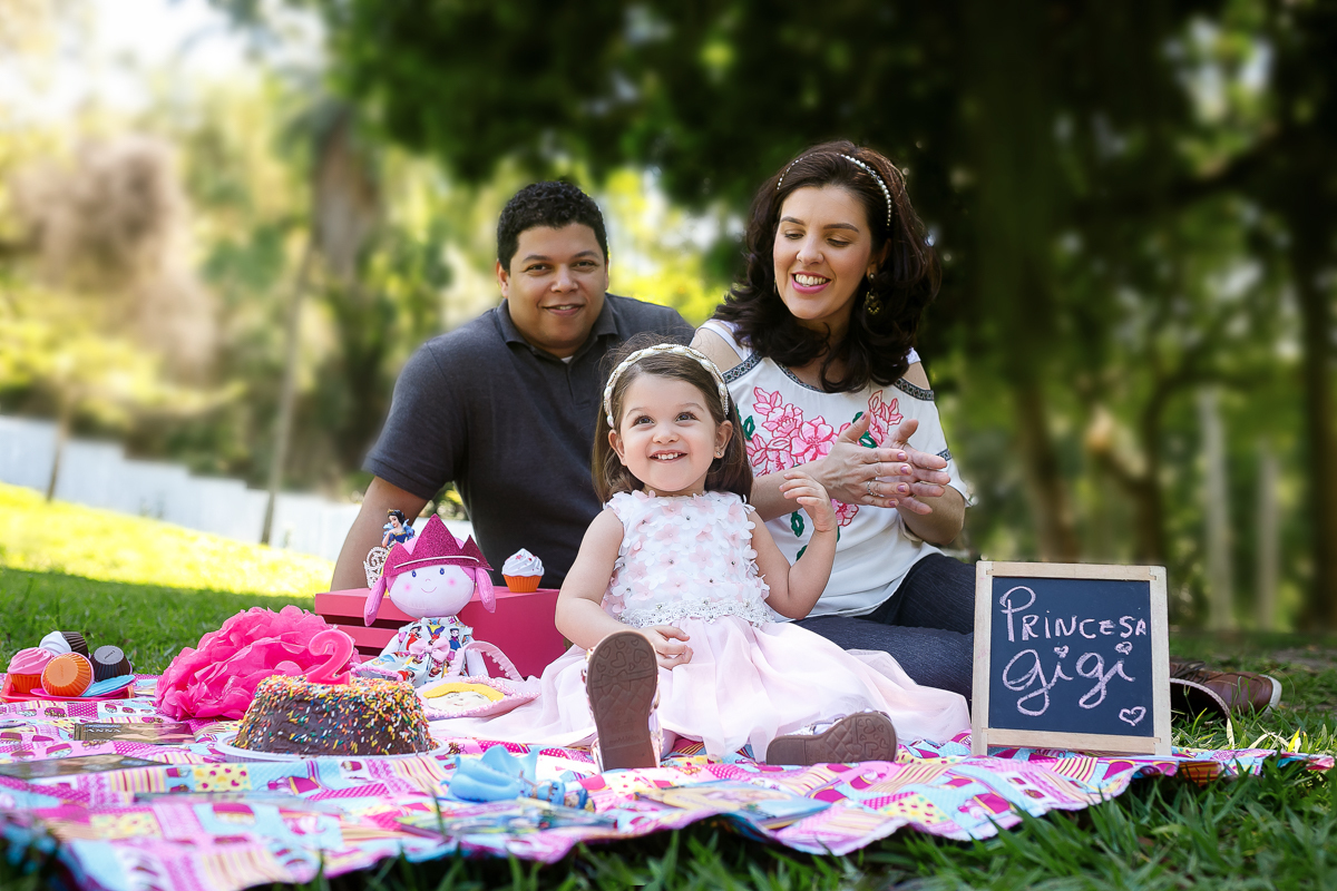 Ensaio externo infantil temático Princesas em Quinta da Boa vista/