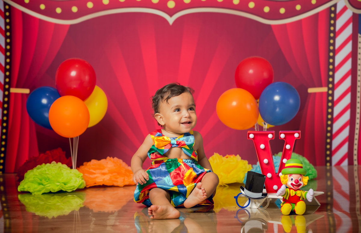 Ensaio infantil Smash the cake em studio circo do Vicente