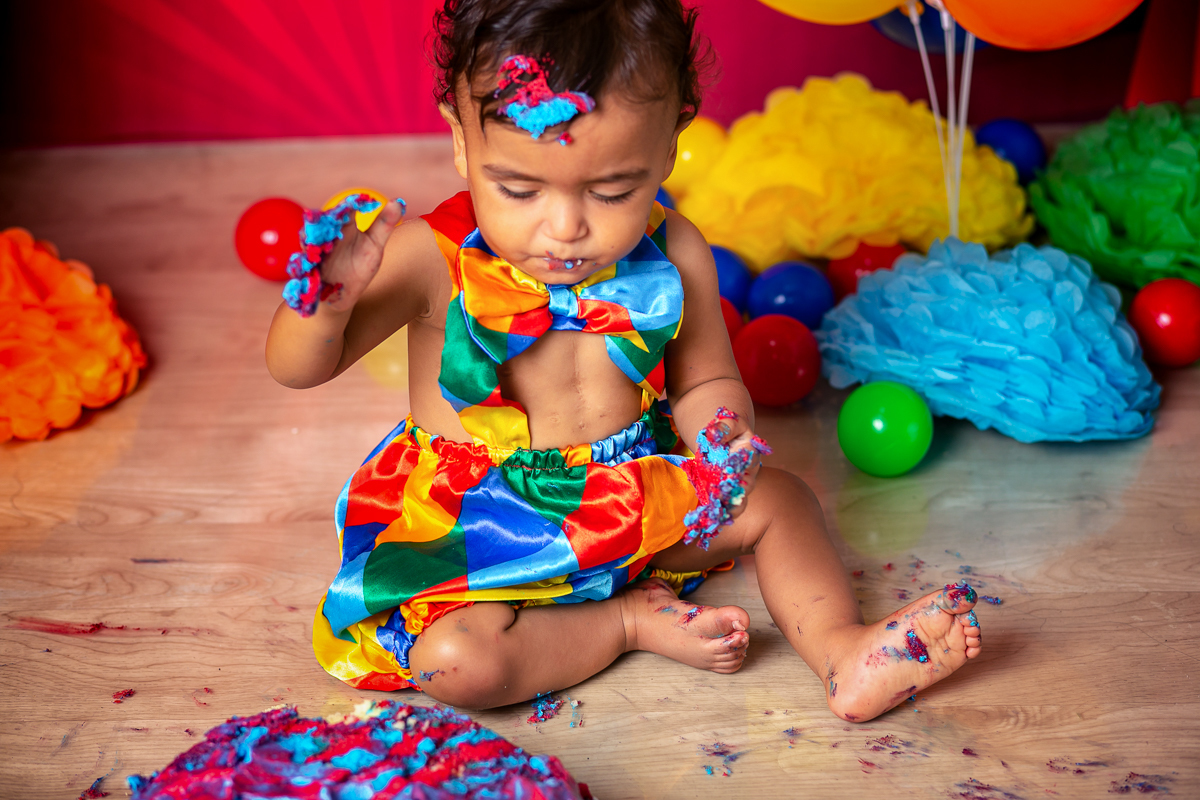 Smash the Cake em estúdio tema circo