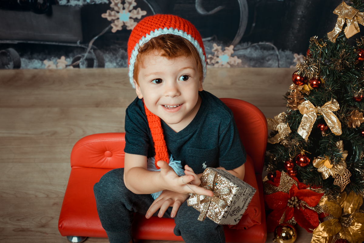 Ensaio de Natal do @yuri.ruivo em estúdio zona oeste RJ