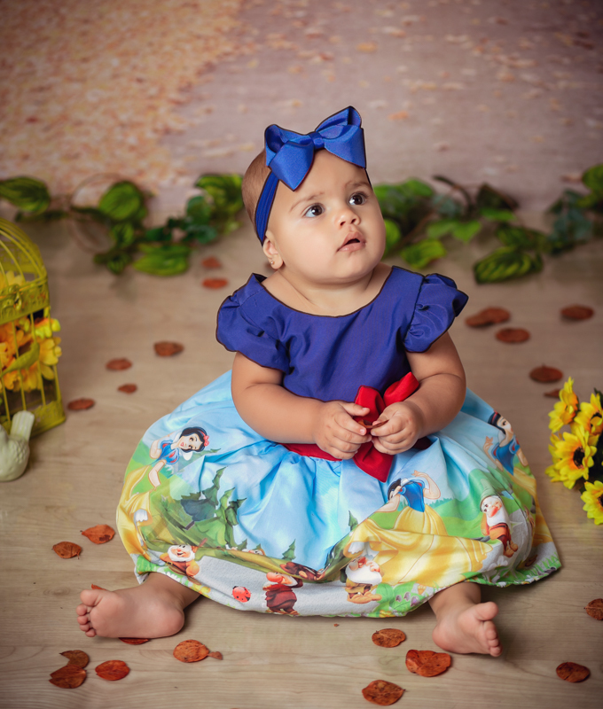 Book fotográfico infantil temático Branca de Neve Cute em estúdio/RJ