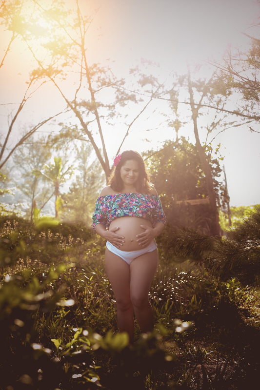Ensaio gestante na praia de Grumari/RJ