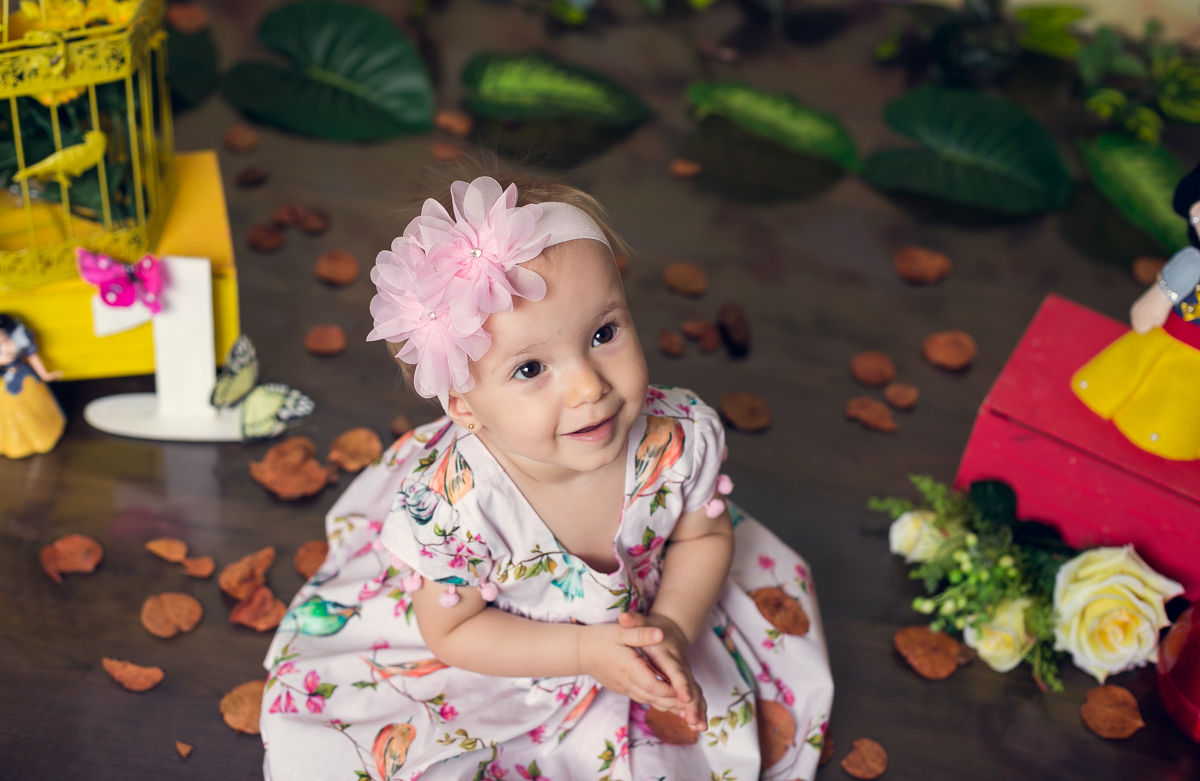 Ensaio fotográfico temático da Helena em estúdio/RJ