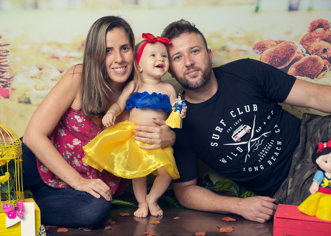 Ensaio infantil em estúdio da Branca de Neve com família/RJ