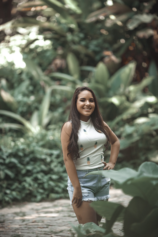 15 anos Ester ensaio no Parque Lage/RJ