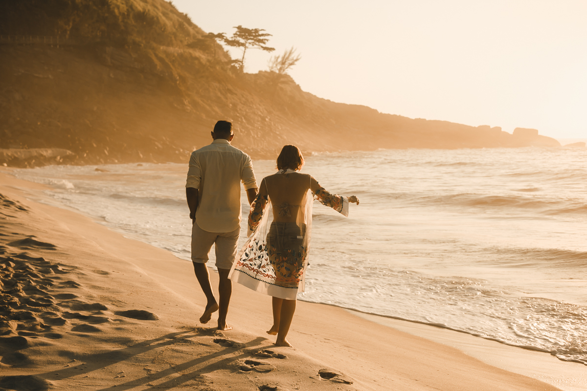 Ensaio fotográfico de casal na praia/RJ-prainha