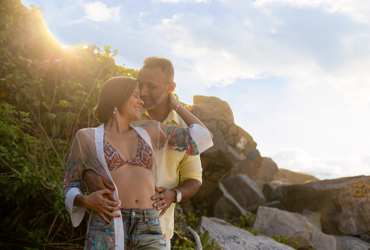 Book fotográfico romântico de casal em prainha/RJ