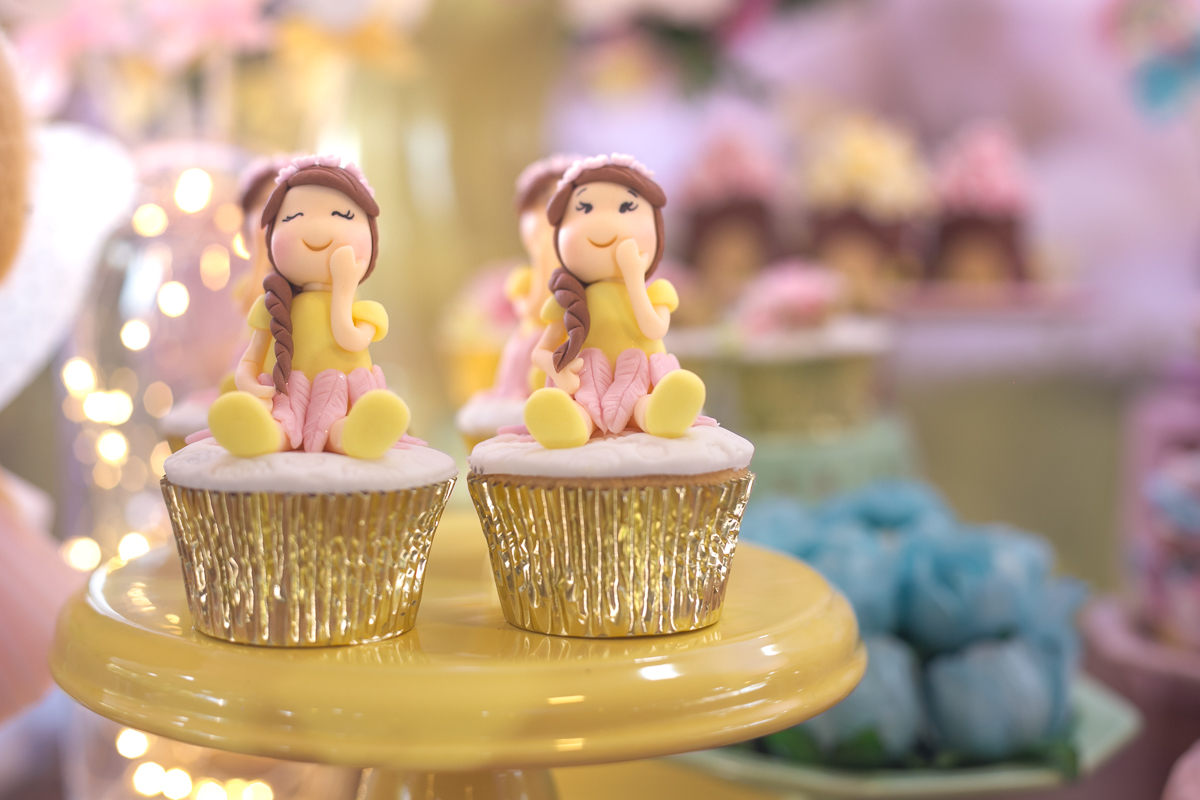 cupecakes  3D fadas em Decoração de luxo em Condomínio Pontões da Barra/RJ