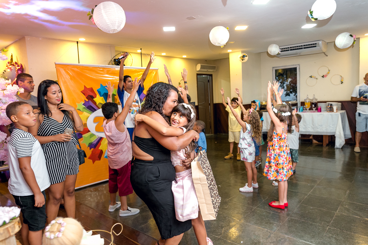 festa unicórnio e as fadas em condomínio pontões da barra