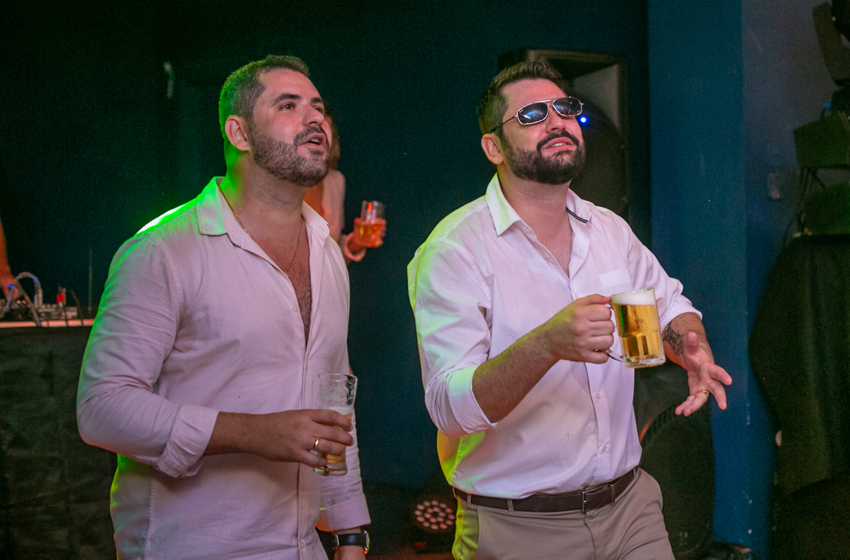 animação irmão do noivo na festa de casamento na churrasria baby beef na barra