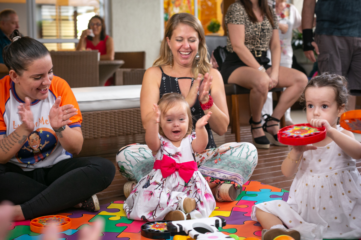 Musicalização infantil em festa mundo Bita/RJ
