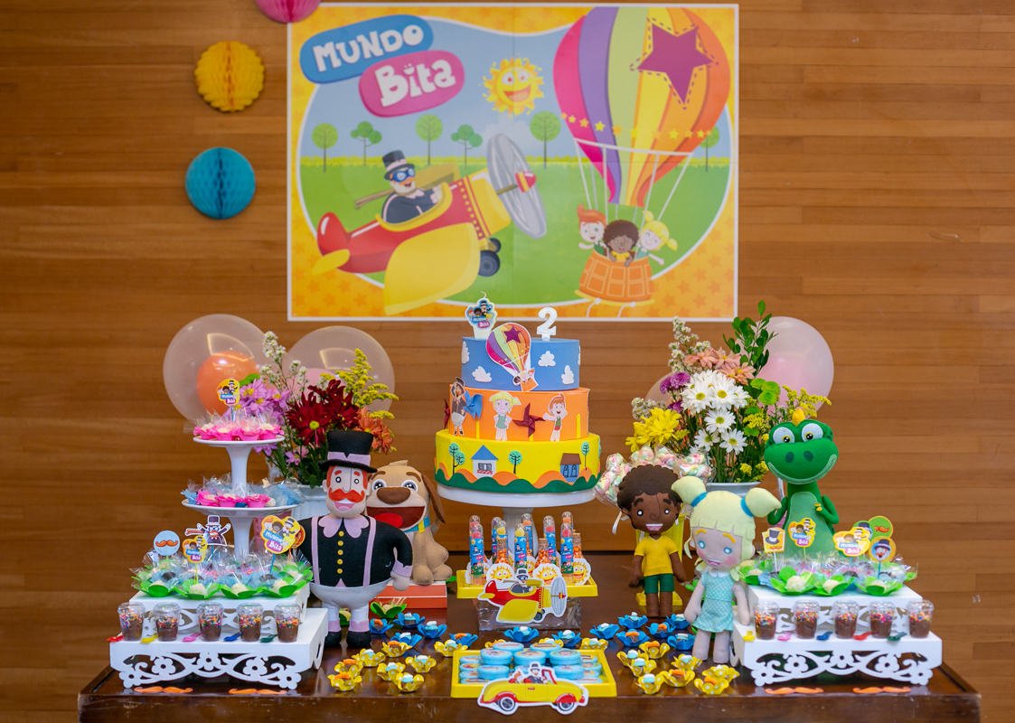 Decoração Mesa Mundo do Bita-Mamães Festeiras-Zona Sul-Largo do Machado-RJ