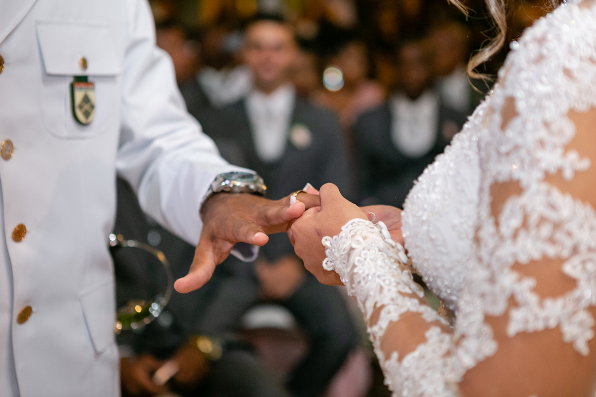 bençao cerimonia casamento, pai pastor casando filho, votos de casamento, momento emocionante casamento