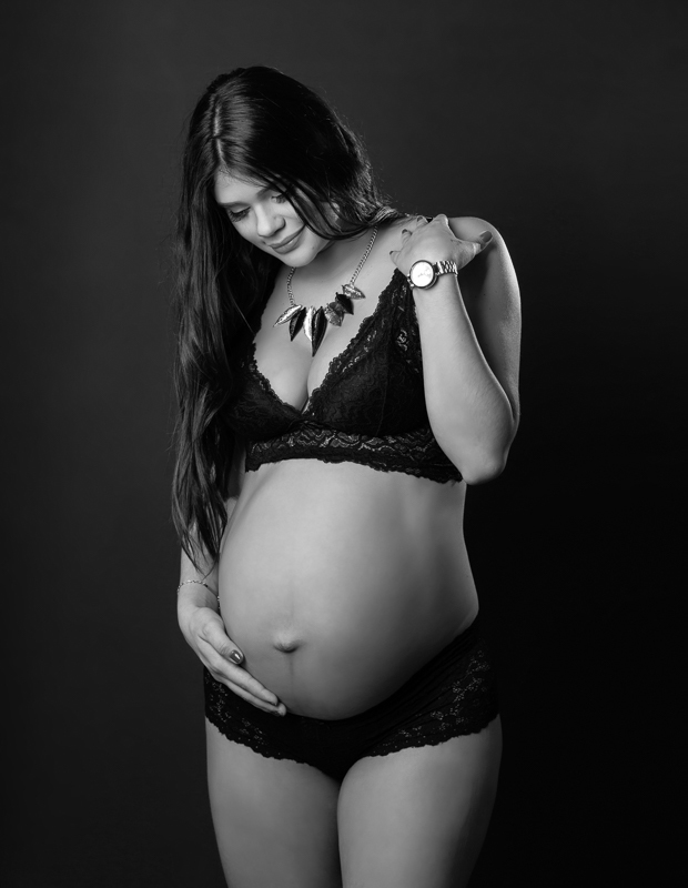 ensaio sensual de gestante  em estúdio-rj