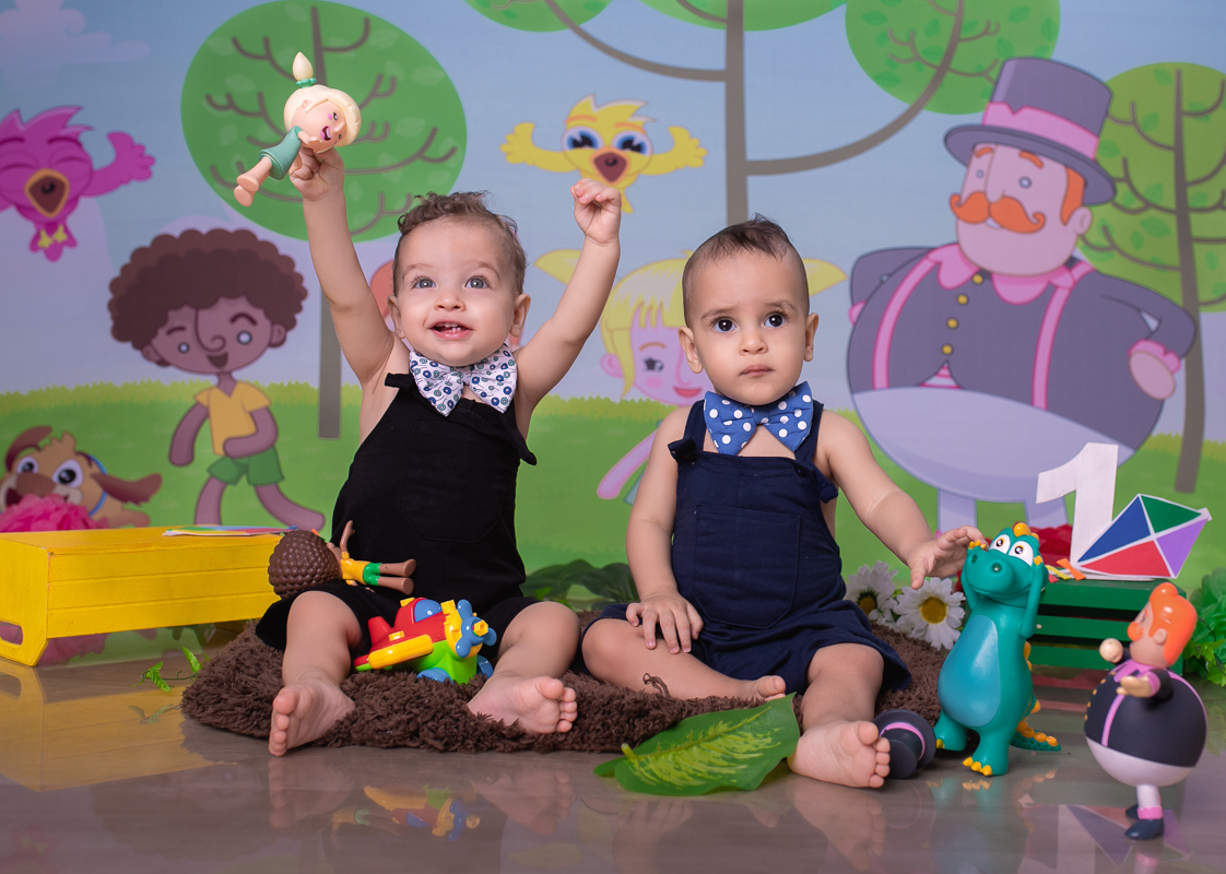 fotografia em estúdio mundo bita-irmãos gêmeos-Daniel e Denzel