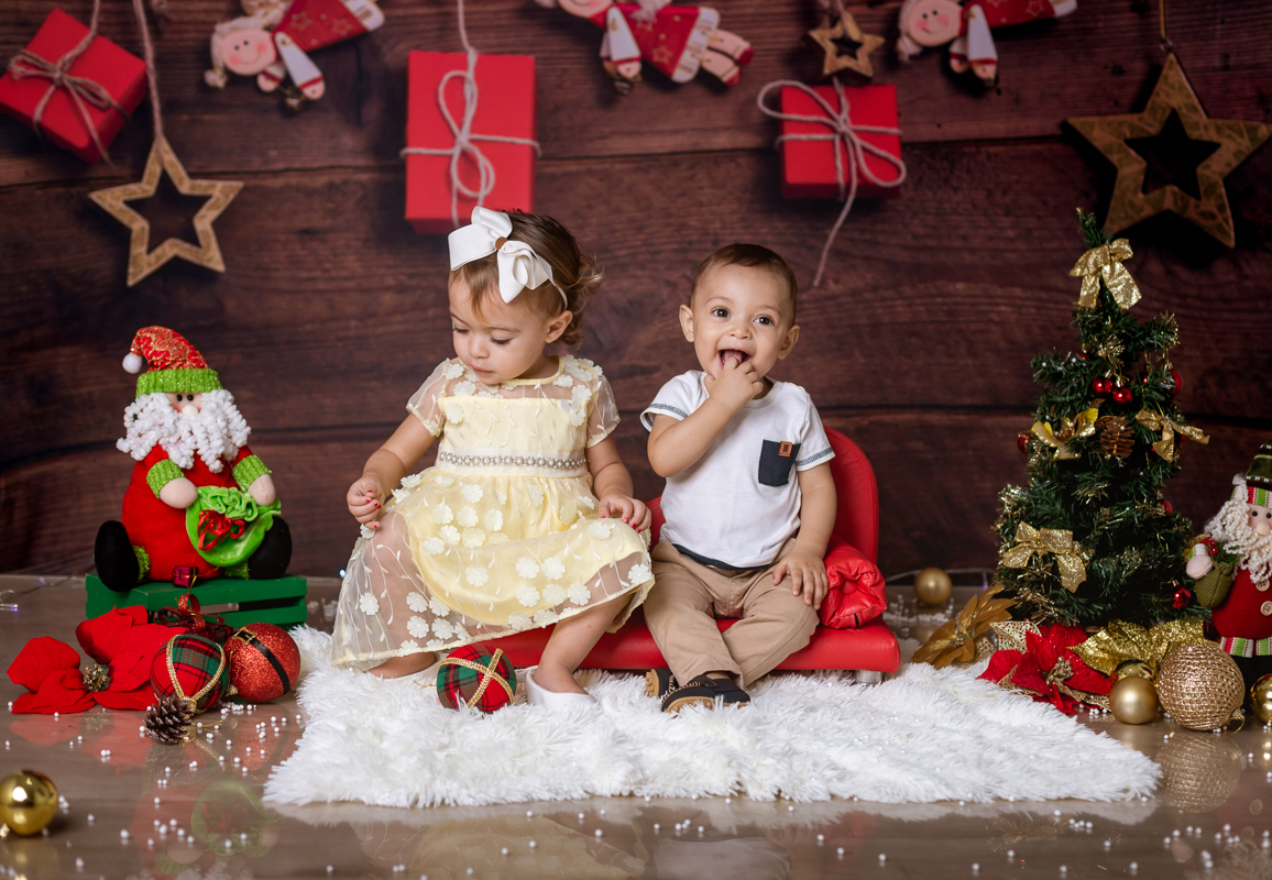 irmãos em ensaio temático natalino