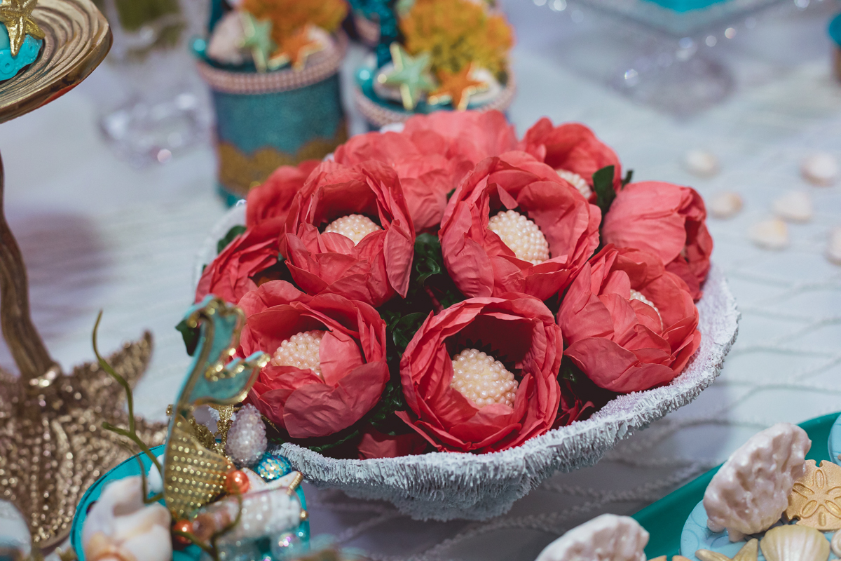 Decoração de mesa em espaço Vivara em festa de aniversário 35 anos  da Decoradora Wanessa Mark-RJ