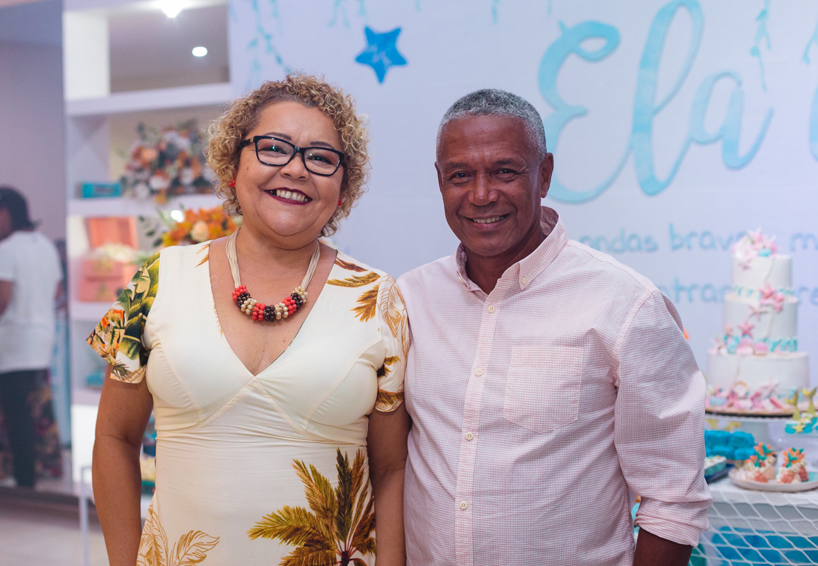 Fotografia de família em festa de 35 anos Wanessa Mark em espaço de festa Vivara