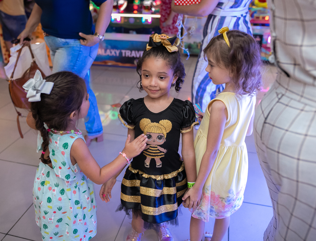 amiguinhas em festa infantil no playtoy=rj
