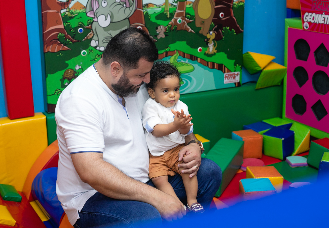 aniversário de 1 ano matheus em casa de festas Tude World