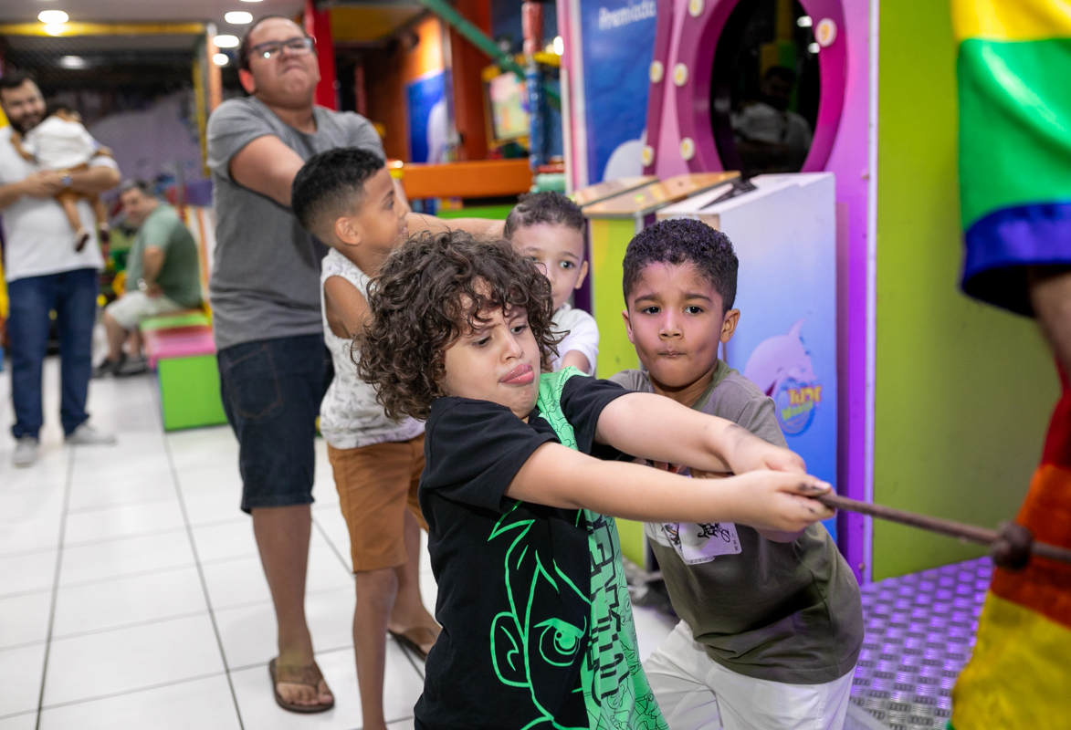 animação em festa de 1 ano em Tude World