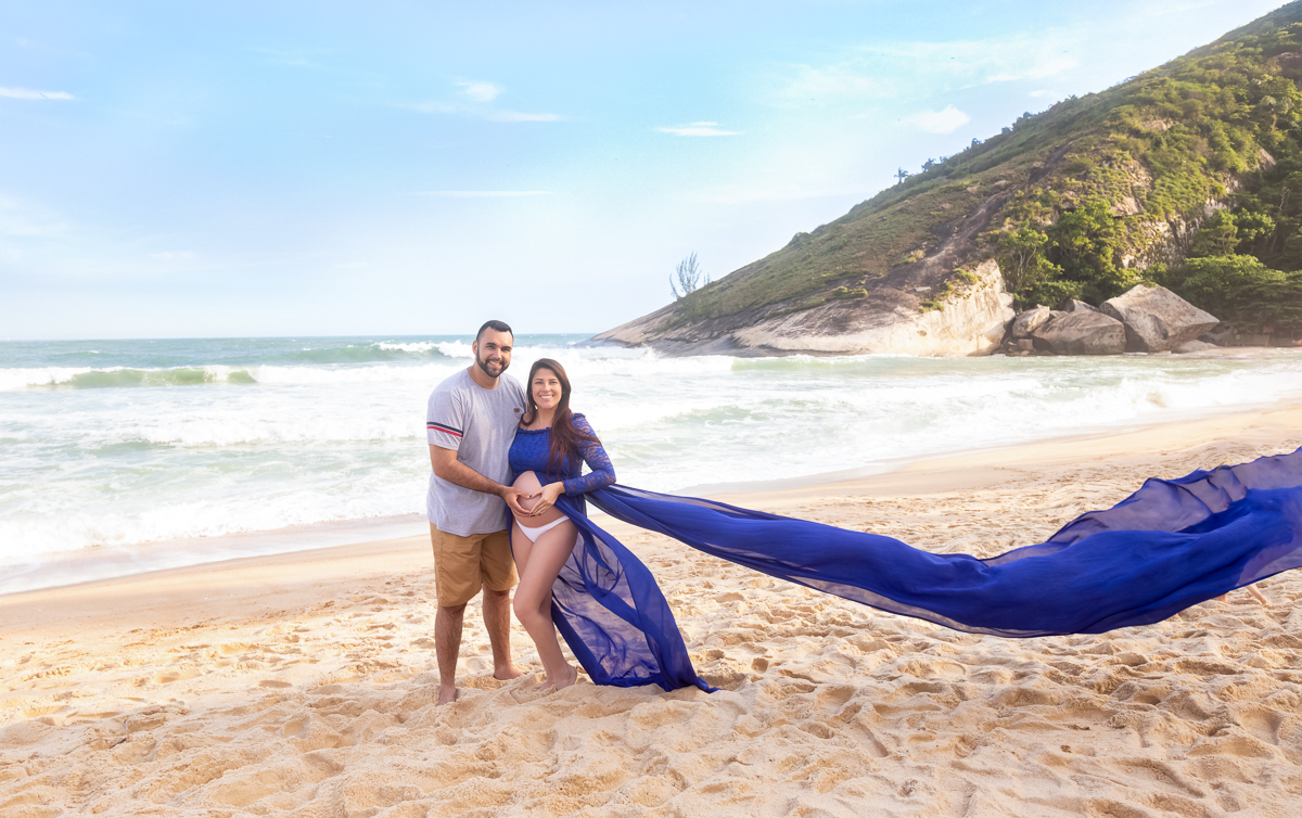 ensaio gestante na praia-grumari-rj