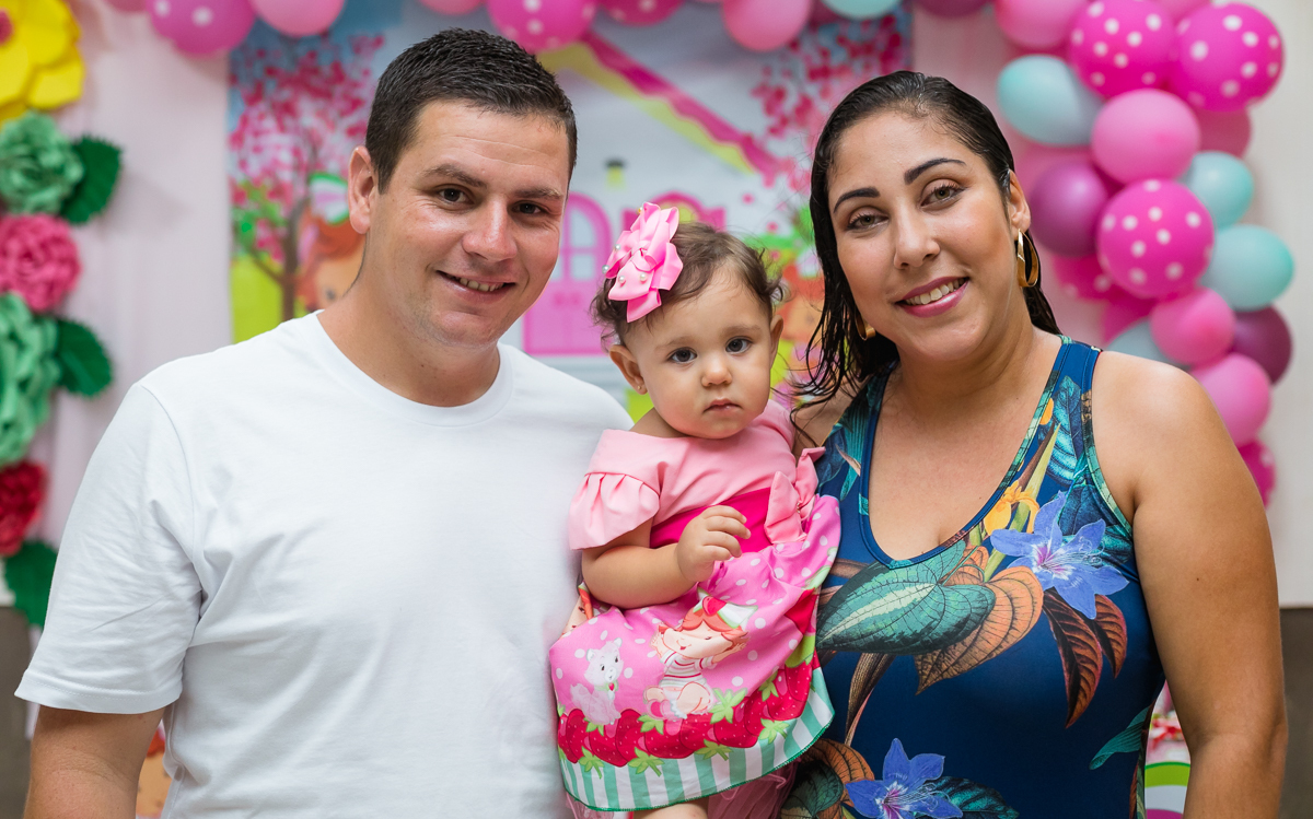 retrato de família em festa da moranguinho-baby-rj