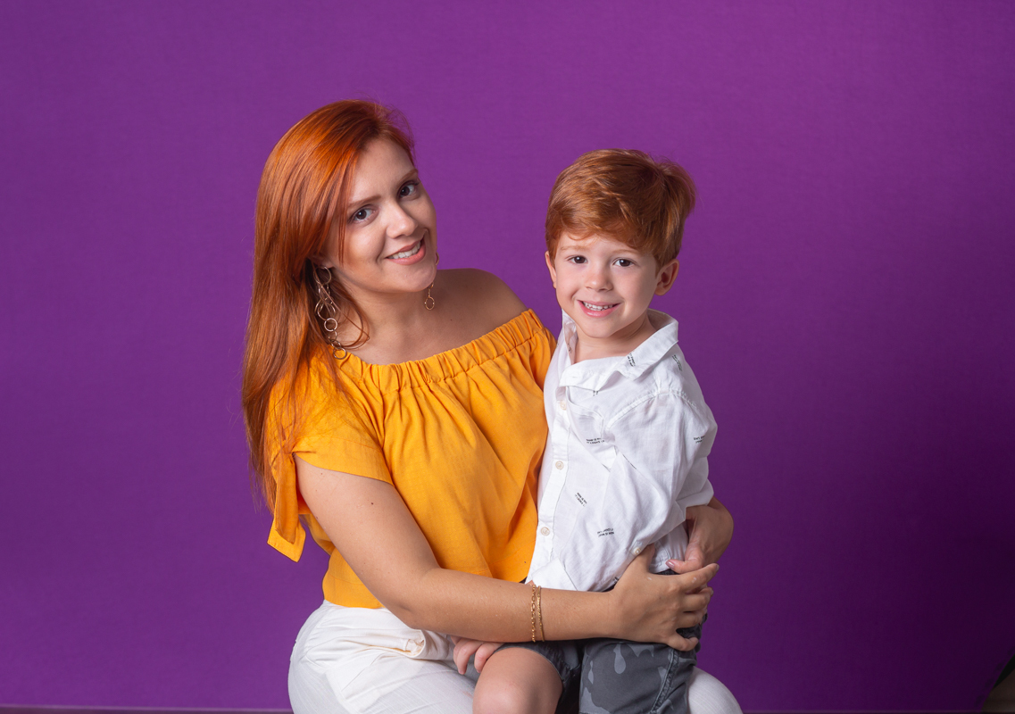 fotografia afetiva em book fotográfico em estúdio-infantil