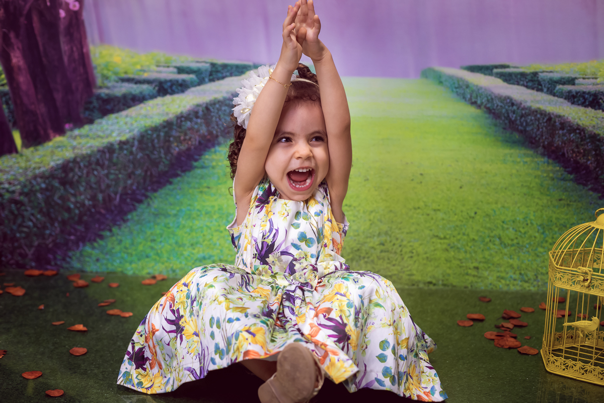 alegria em ensaio infantil temático em estudio-rj