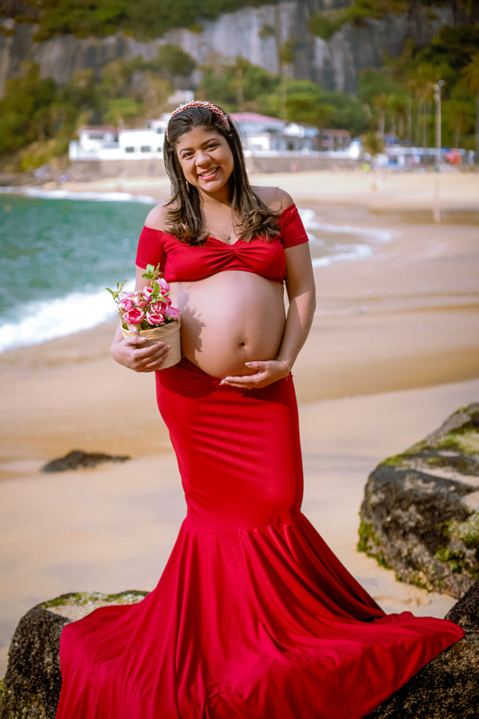 book fotográfico externo de gestante na praia da Urca-Rj 