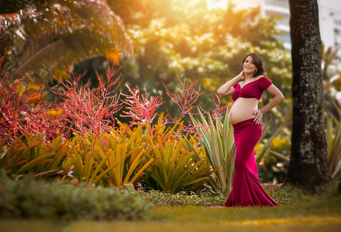 fotografia em ensaio gestacional externo ao fundo jardim-rj