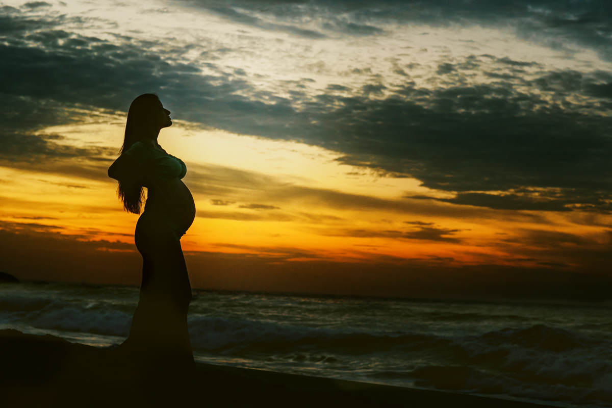 Ensaio de gestante externo praia-prainha-rj