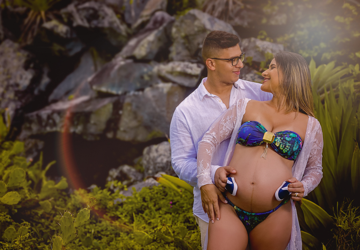 ensaio externo de gestante-natureza-verde-rj