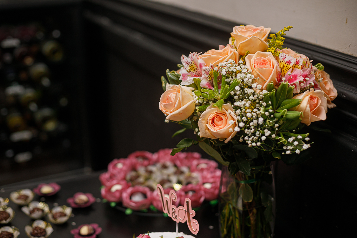 Mesa florida em mine-casamento na churrascaria-Mocellin-rj