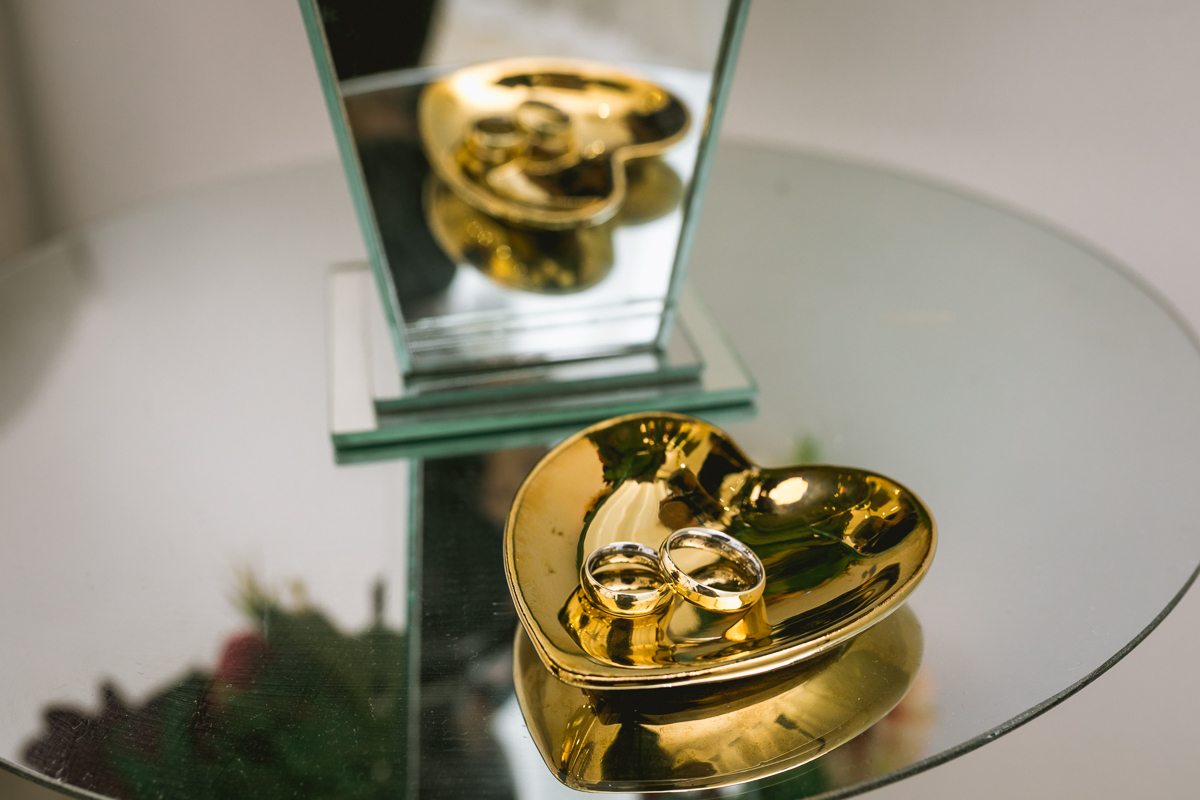 detalhe alianças-rj-Mont Sonhos Festas e Eventos-fotos de casamento-fotógrafo-zona oetse rj