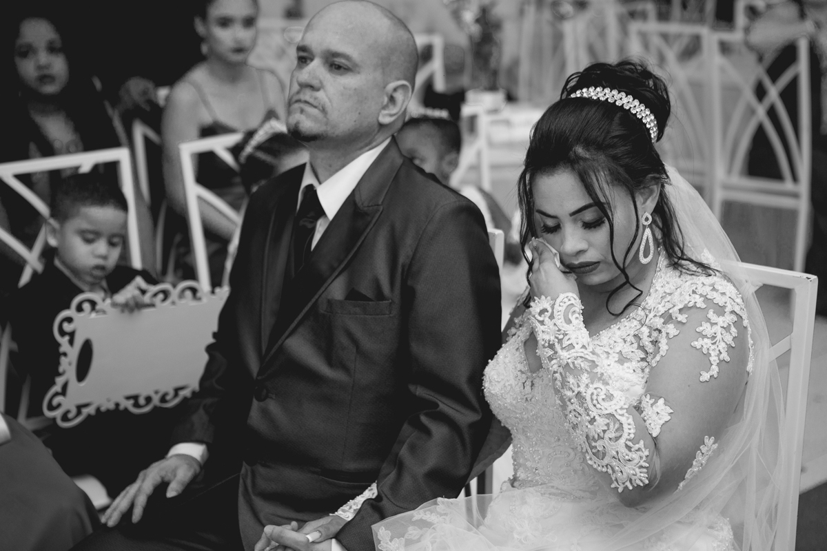 emoção noivas-cerimônia-fotografia-casamento-Cerimônia e Recepção: Mont Sonhos Festas e Eventos