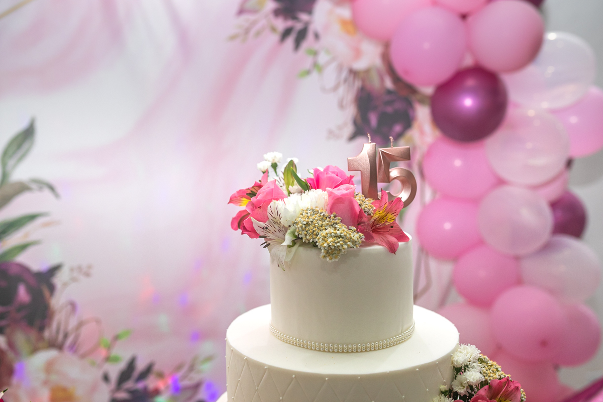 festa 15 anos da Ana Carolina- salão de festas da Manu-vila valqueire-rj