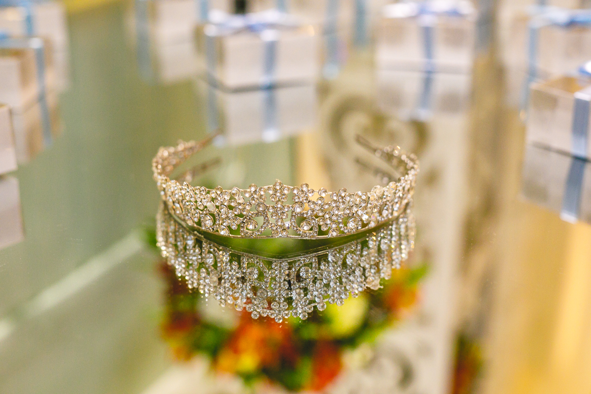 coroa tiara cristais-debutante-making-of -casa paris-rua murundu-padre miguel-rj