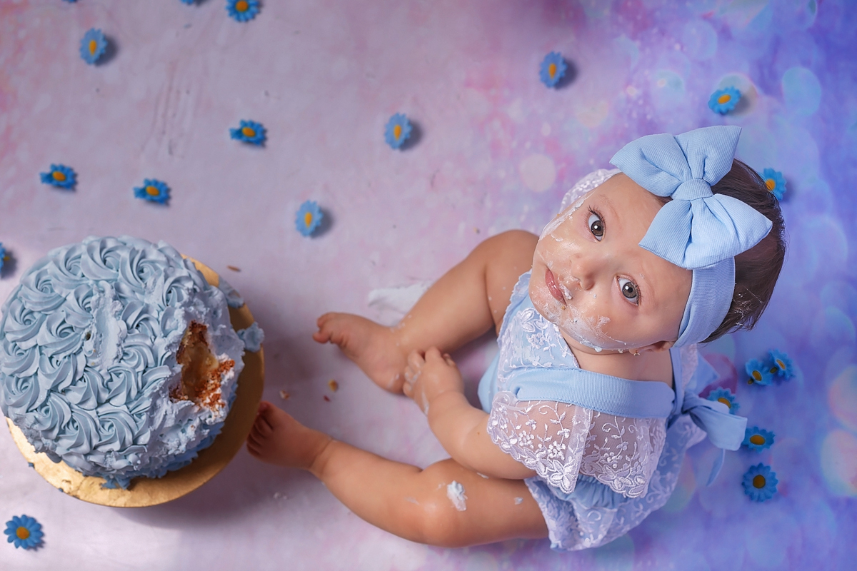 smash the cake-1 aninho da Renata-cinderela-fotografia em estúdio