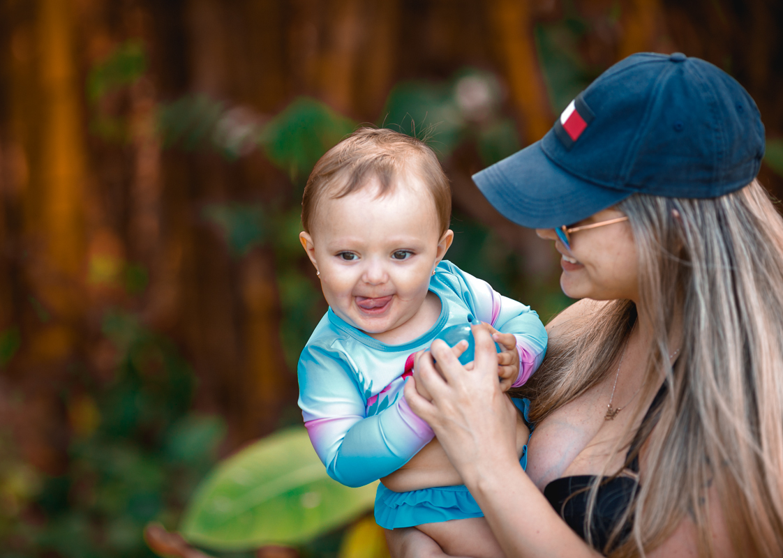 ensaio de família infantil-piscina-1 ano renata-sítio verde morada-Guaratiba
