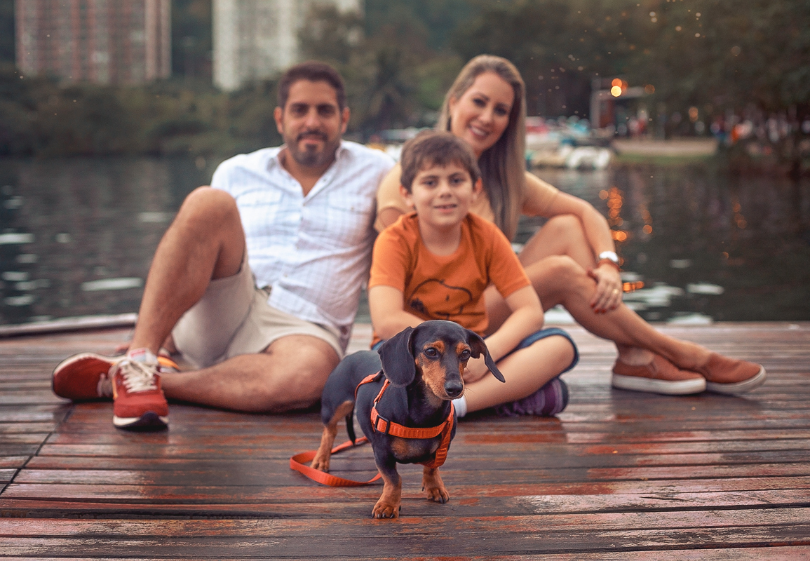 ensaio fotográfico-pet-família-ensaio ao ar livre-lagoa rodrigo freitas