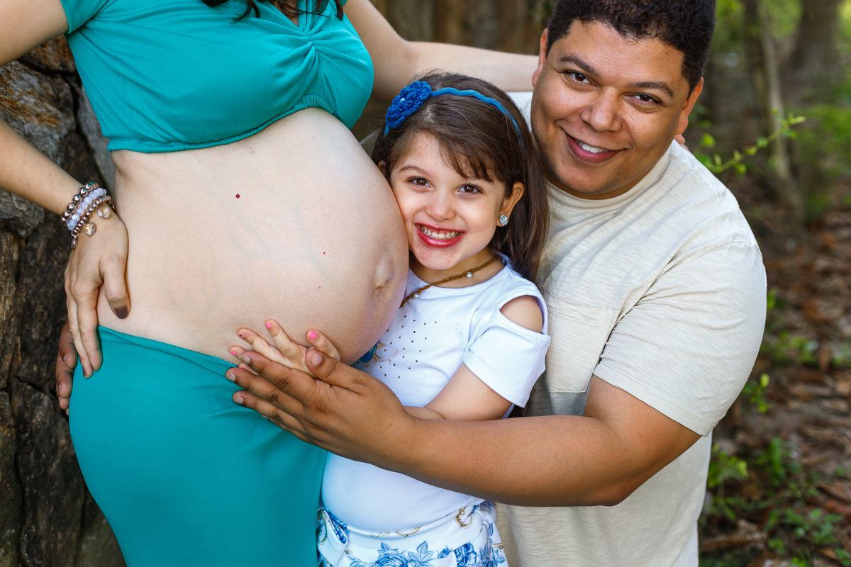 ensaio externo de gestante-em Niterói-praia-Camboinhas