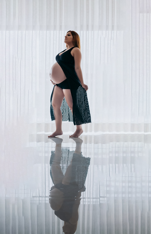 ensaio de gestante fotográfico em casa-intimista-recreio dos bandeirantes
