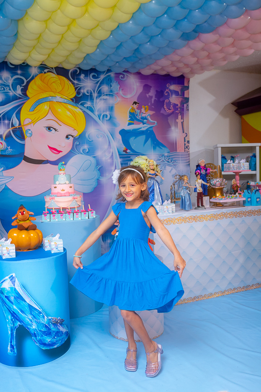 Lavínia fez 5 anos-festa da cinderela-casa de festas uau kids-taquara-rj