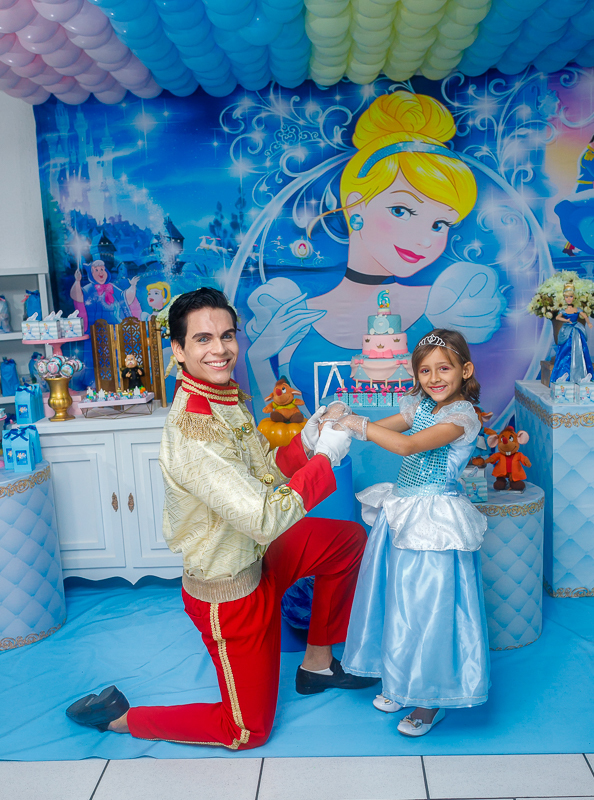 príncipe personagem vivo-casa de festas uau  kids-fotógrafo festas infantis