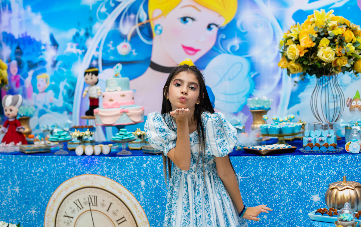 fotógrafo-decoração temáticas-festa da cinderela-casa  de festas mundo colorido-taquara-rj