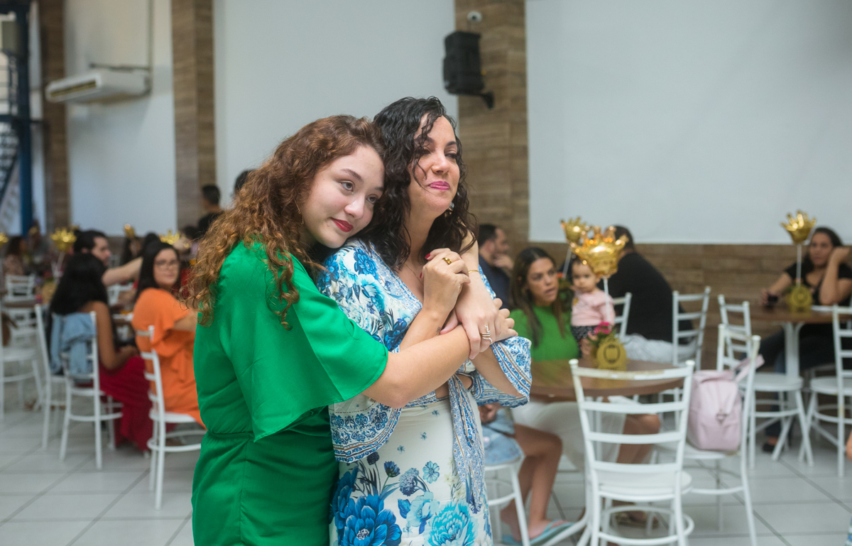 emoção nos 9 anos da maria clara-casa de festas-mundo colorido-rj