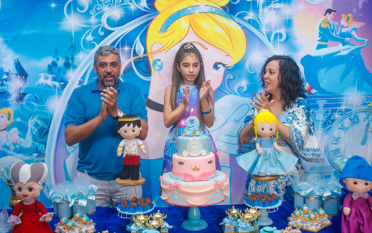 parabéns maria clara faz 9-cinderela-casa de festas-mundo colorido-taquara rj