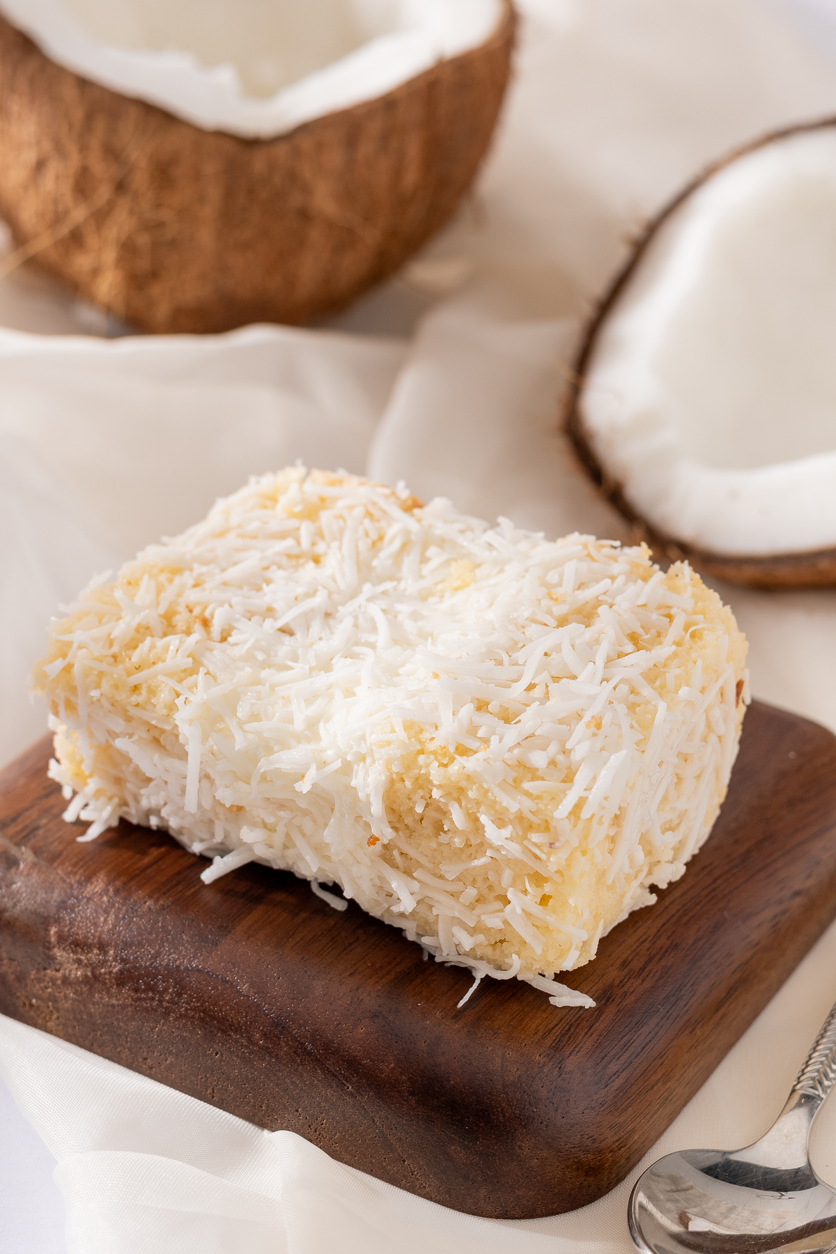 Fotografia profissional de bolo gelado de coco