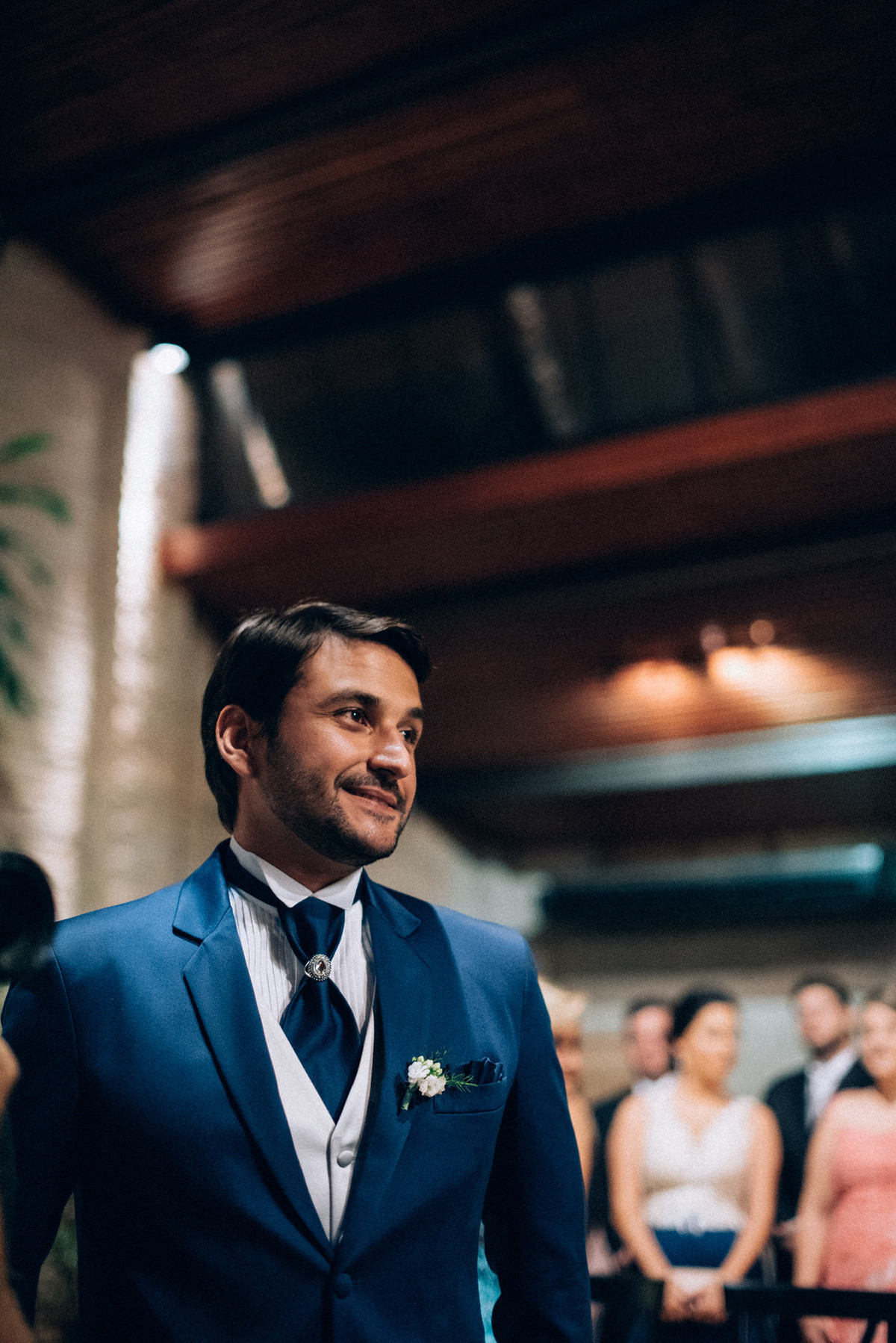 Noivo a espera da noiva